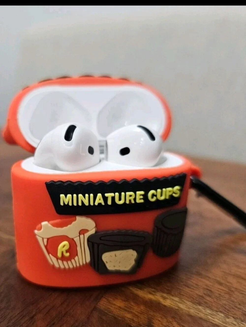 REESE'S Miniature CUPS COMPATIBLE WITH AIRPODS 4 CASE – Official Candy Design